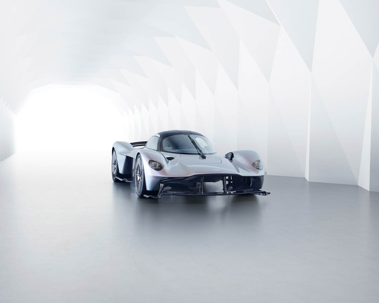 Aston Martin Valkyrie, un hiperdeportivo brutal