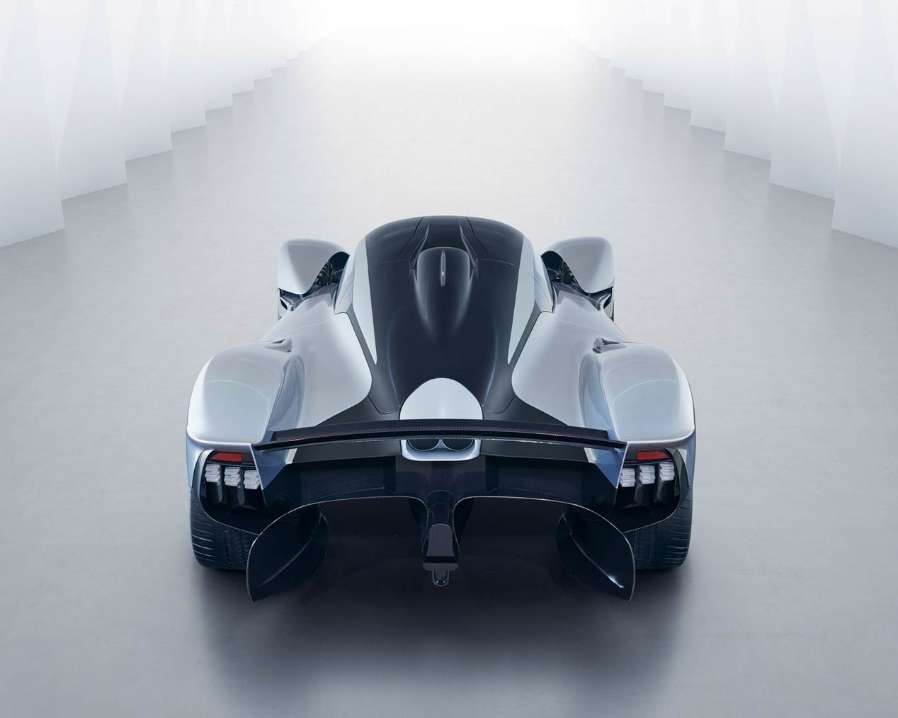Aston Martin Valkyrie, un hiperdeportivo brutal