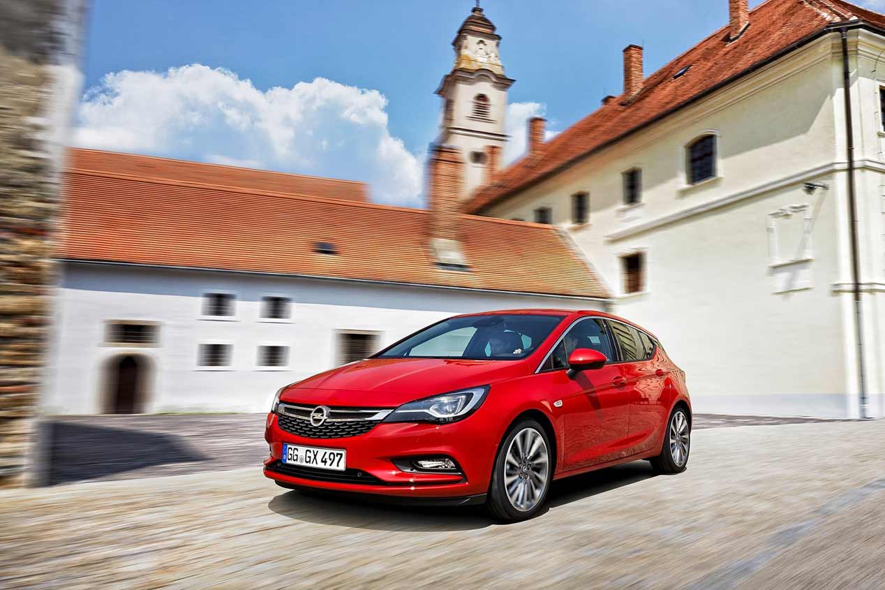 ¿Cuáles son las marcas de coches que mejor tratan a sus clientes?