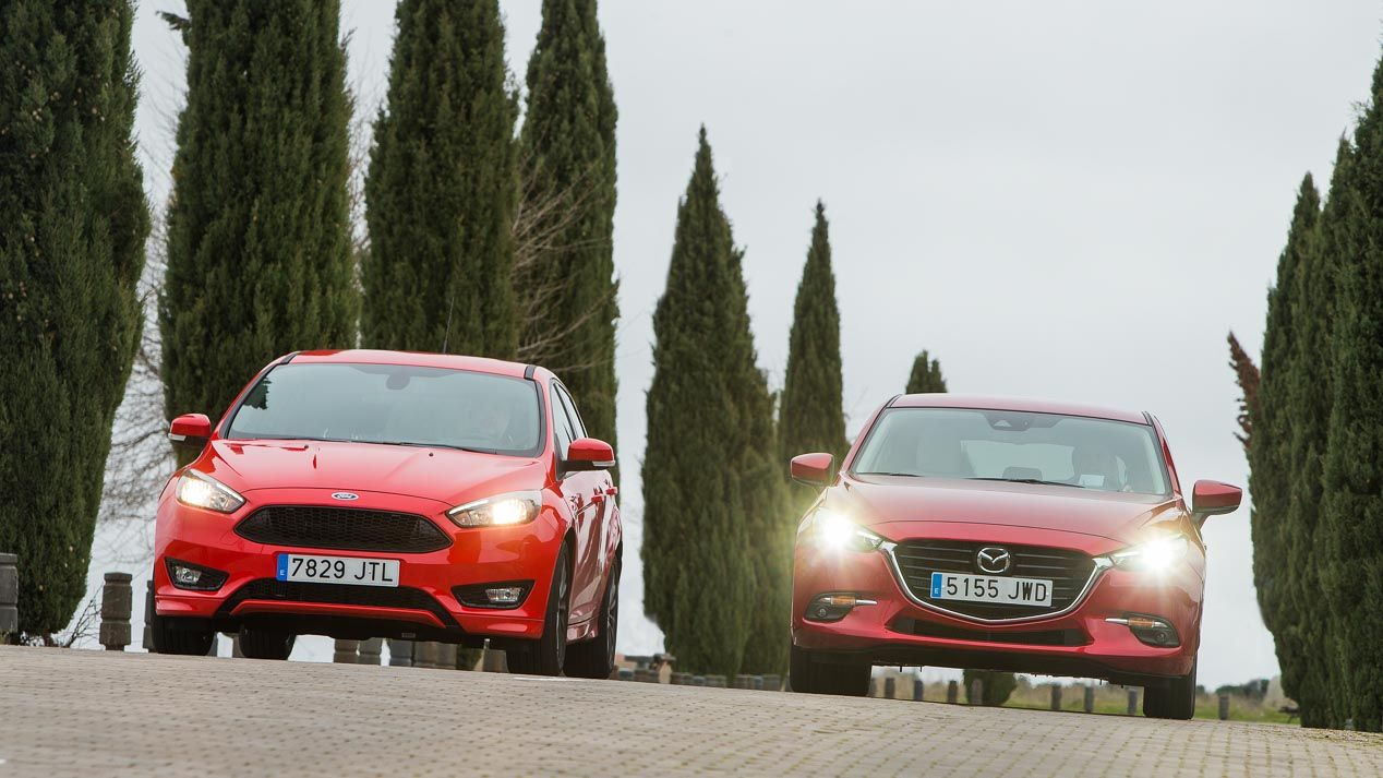 Comparativa Ford Focus EcoBoost 125 frente a Mazda 3 Skyactiv-G 120