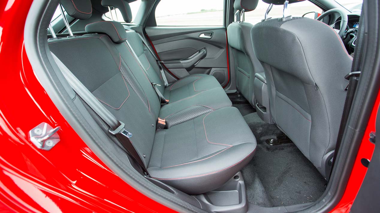 Comparativa Ford Focus EcoBoost 125 frente a Mazda 3 Skyactiv-G 120