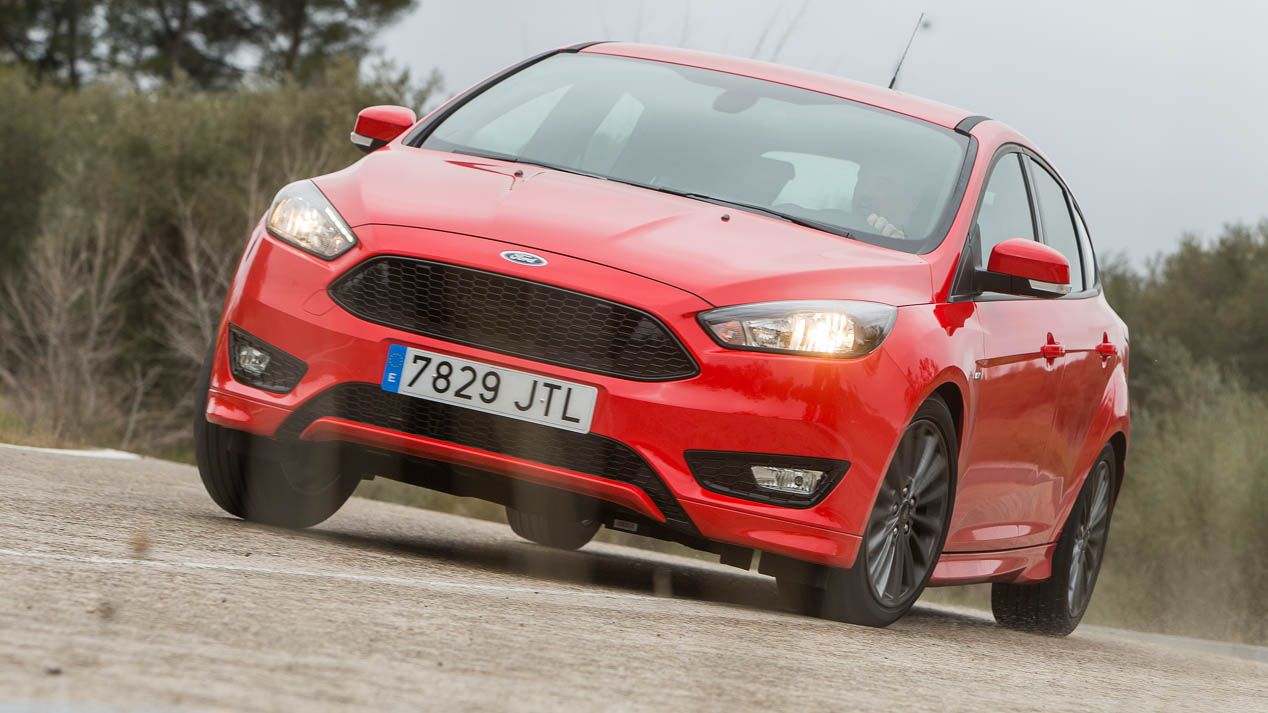 Comparativa Ford Focus EcoBoost 125 frente a Mazda 3 Skyactiv-G 120