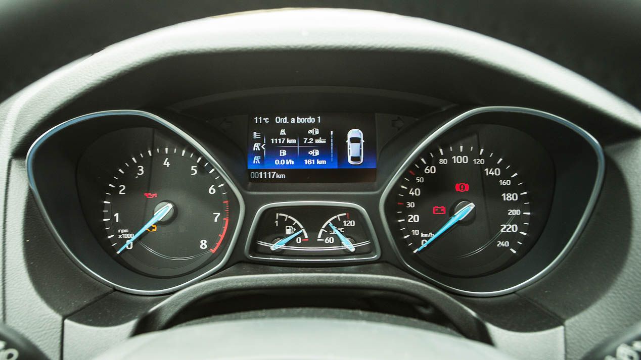 Comparativa Ford Focus EcoBoost 125 frente a Mazda 3 Skyactiv-G 120