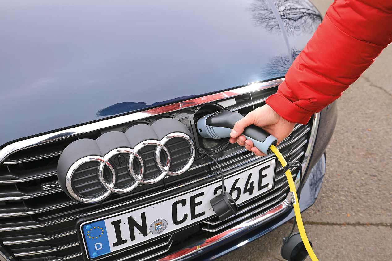 ¿Qué es mejor? ¿Diesel, gasolina o híbrido enchufable?