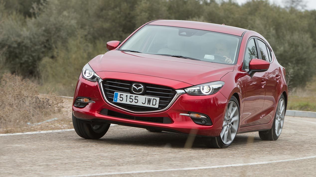 Comparativa Ford Focus EcoBoost 125 frente a Mazda 3 Skyactiv-G 120