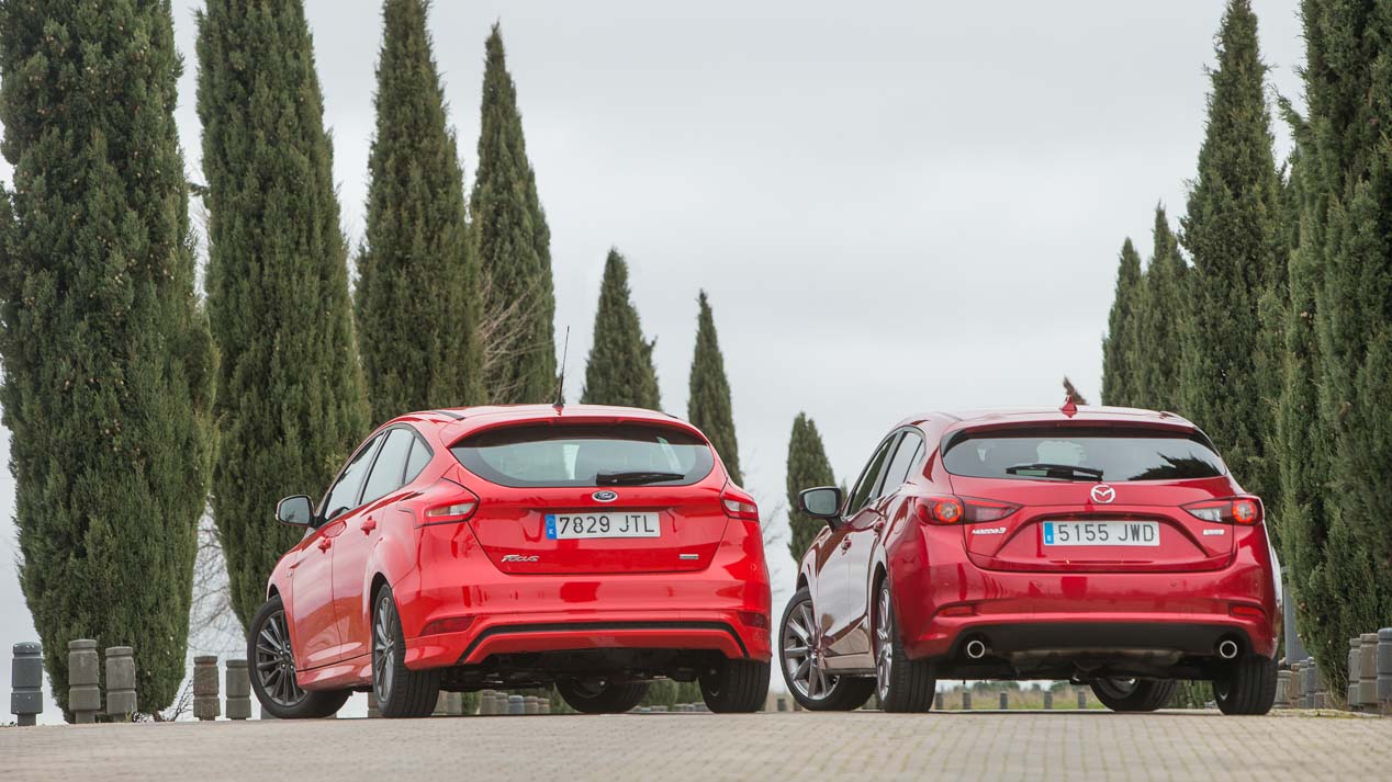 Comparativa Ford Focus EcoBoost 125 frente a Mazda 3 Skyactiv-G 120