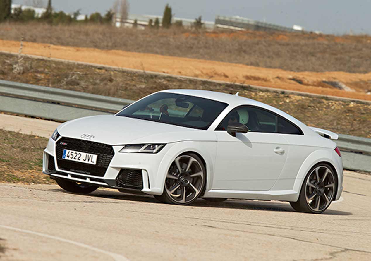 Audi TT RS vs Audi Sport Quattro, en fotos