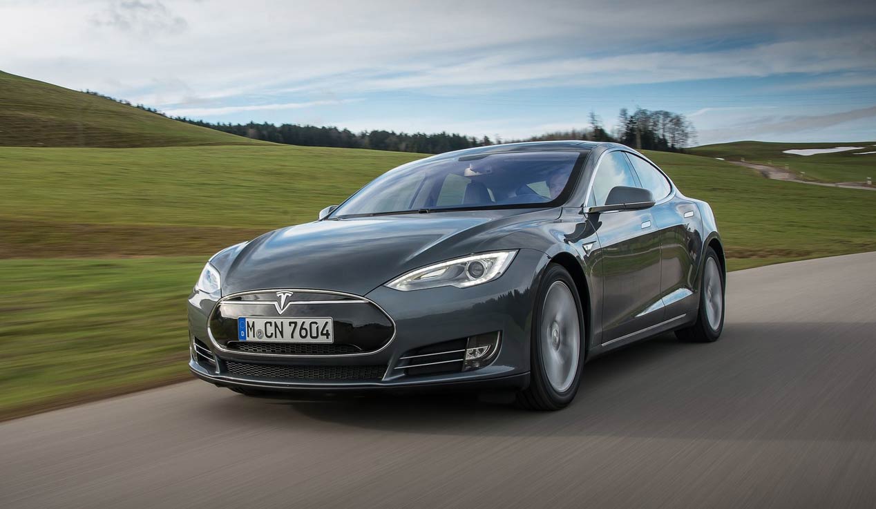 El Tesla Model S ya supera los 1.000 kilómetros con una única carga