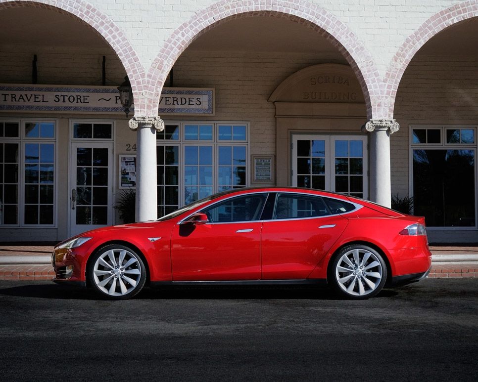 El Tesla Model S ya supera los 1.000 kilómetros con una única carga