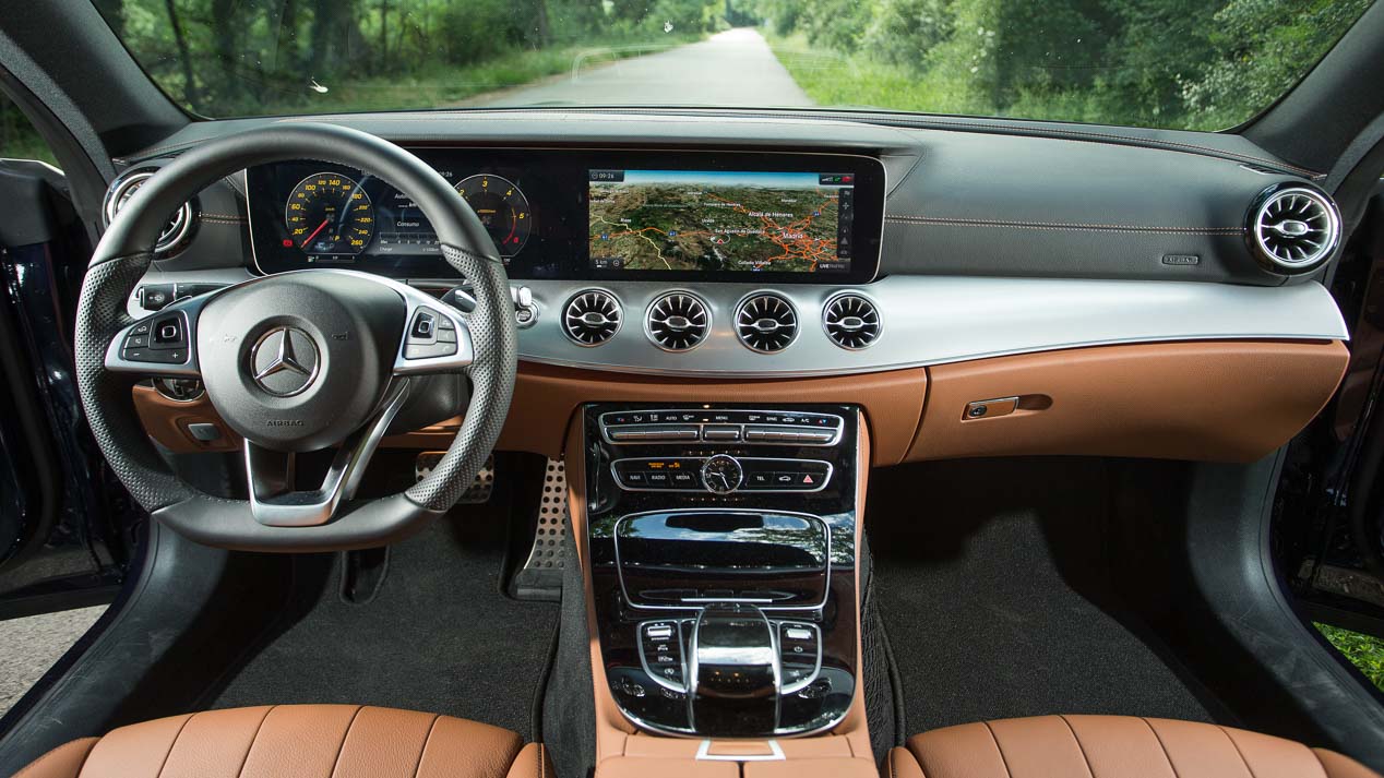 Mercedes E Coupé 220 D, elegante, lujoso y sofisticado