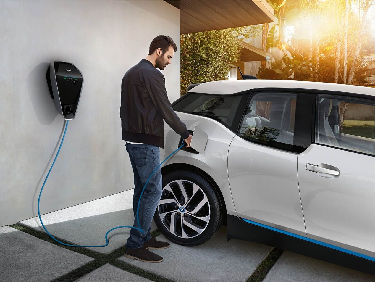 ¿Qué vende más BMW, eléctricos e híbridos o deportivos?