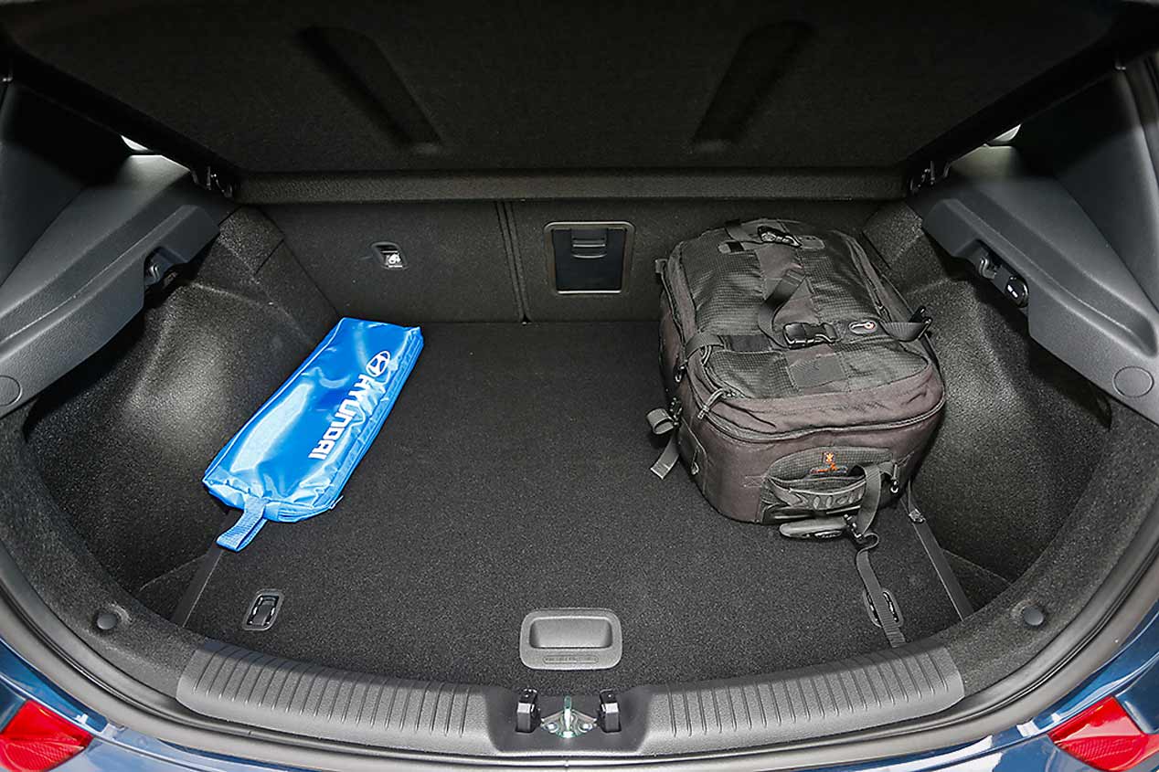 VW Golf, Hyundai i30 y Honda Civic, a prueba