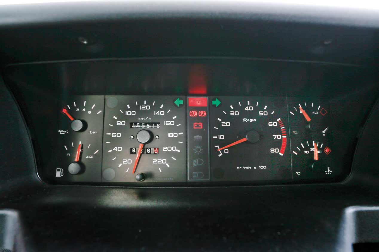 Peugeot 309 GTi: un clásico deportivo mítico (fotos)