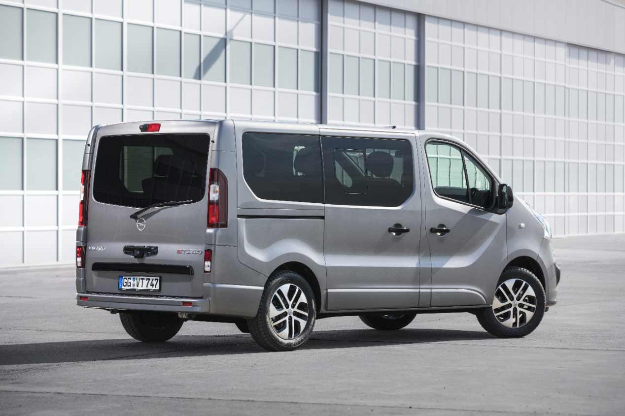 Nuevos Opel Vivaro Tourer y Combi Plus, en fotos