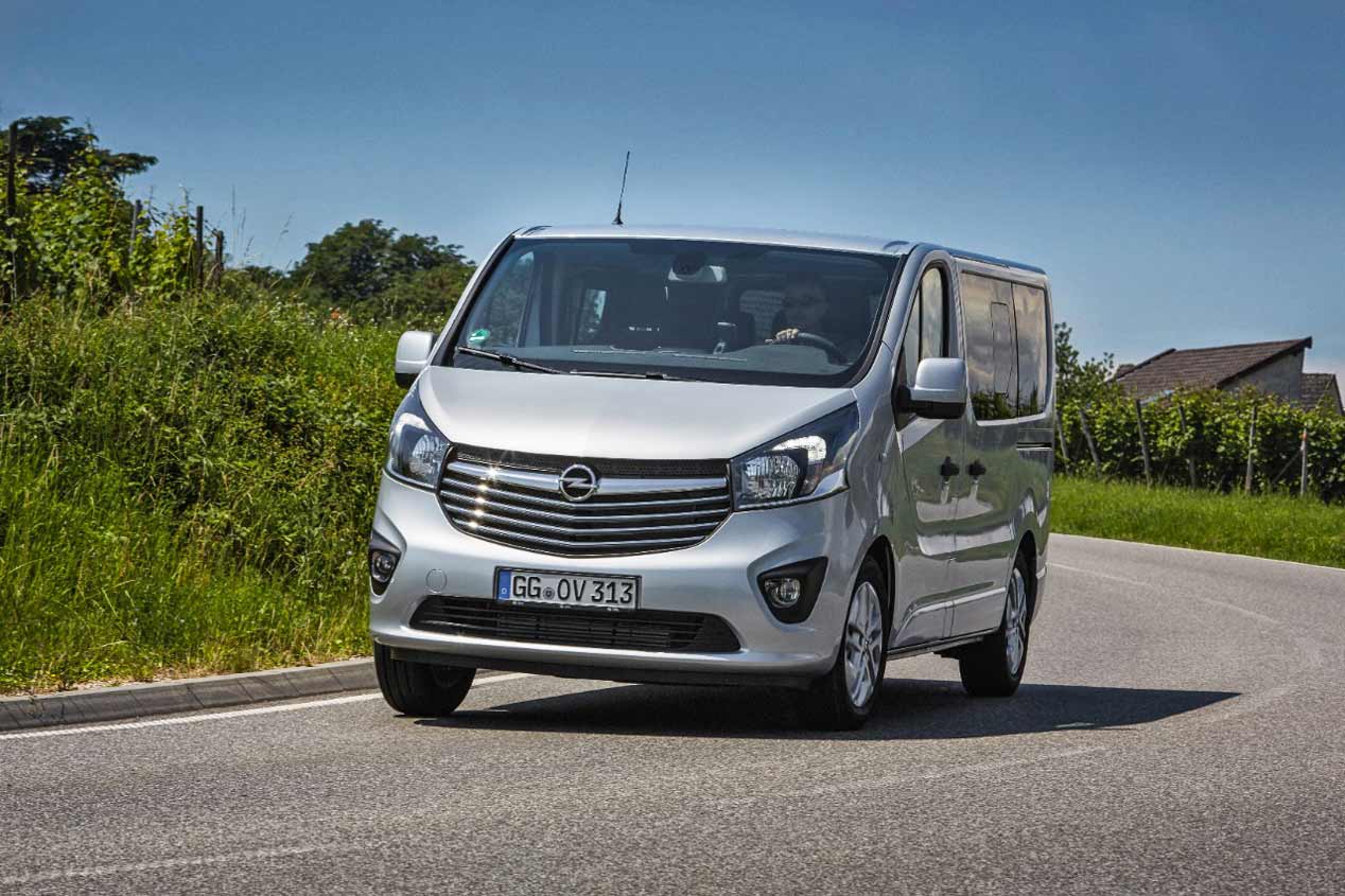 Nuevos Opel Vivaro Tourer y Combi Plus, en fotos