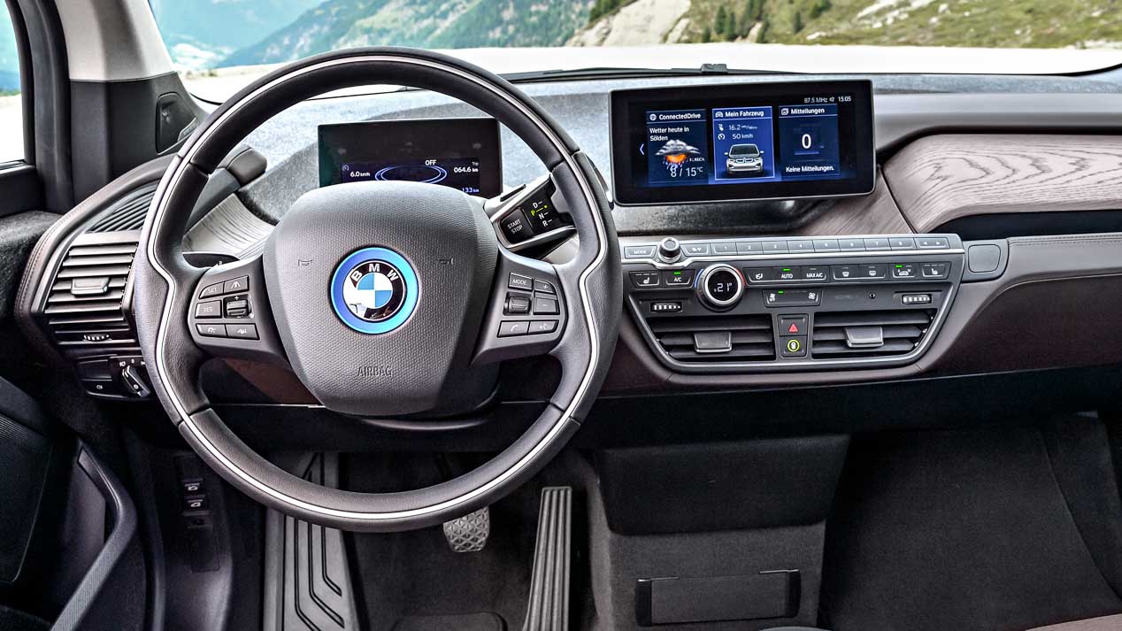 El BMW i3 se renueva mejorando su equipamiento, conectividad y conducción