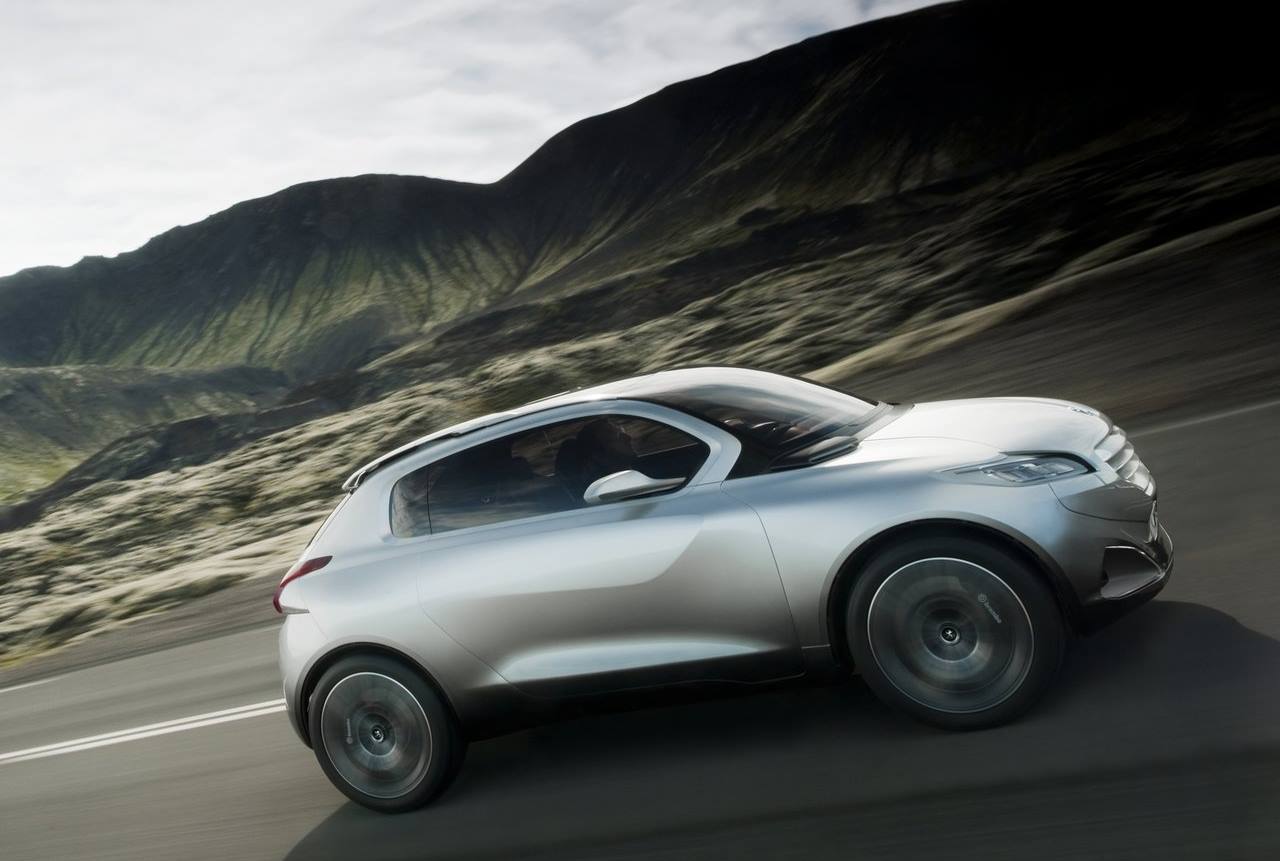 Peugeot podría lanzar un nuevo SUV pequeño: el 1008