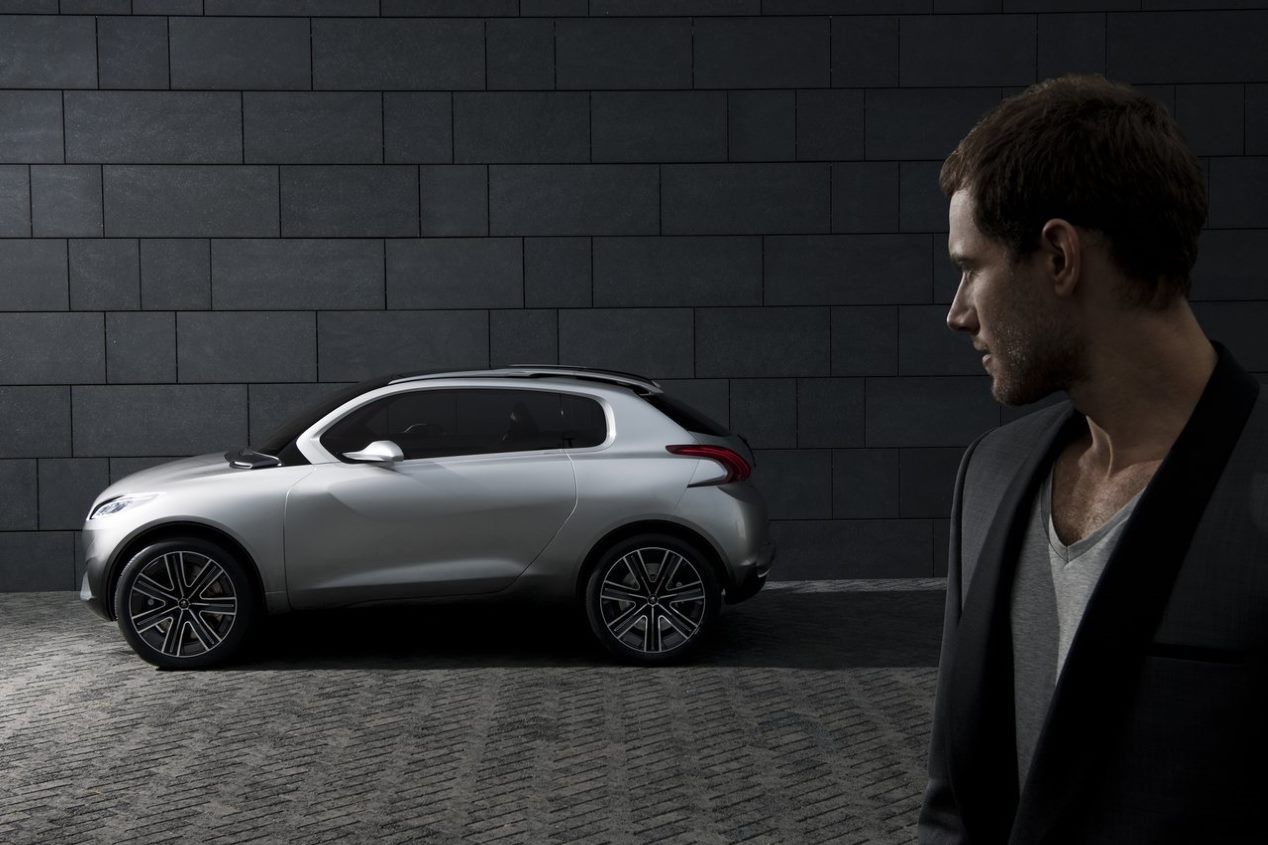 Peugeot podría lanzar un nuevo SUV pequeño: el 1008
