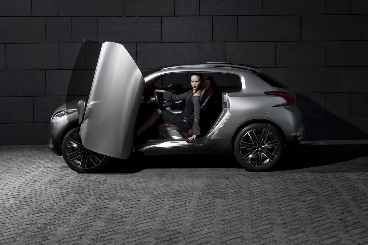 Peugeot podría lanzar un nuevo SUV pequeño: el 1008