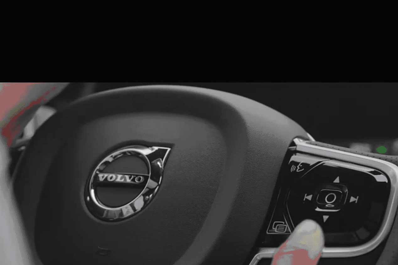 Volvo XC40: primeras imágenes del nuevo SUV