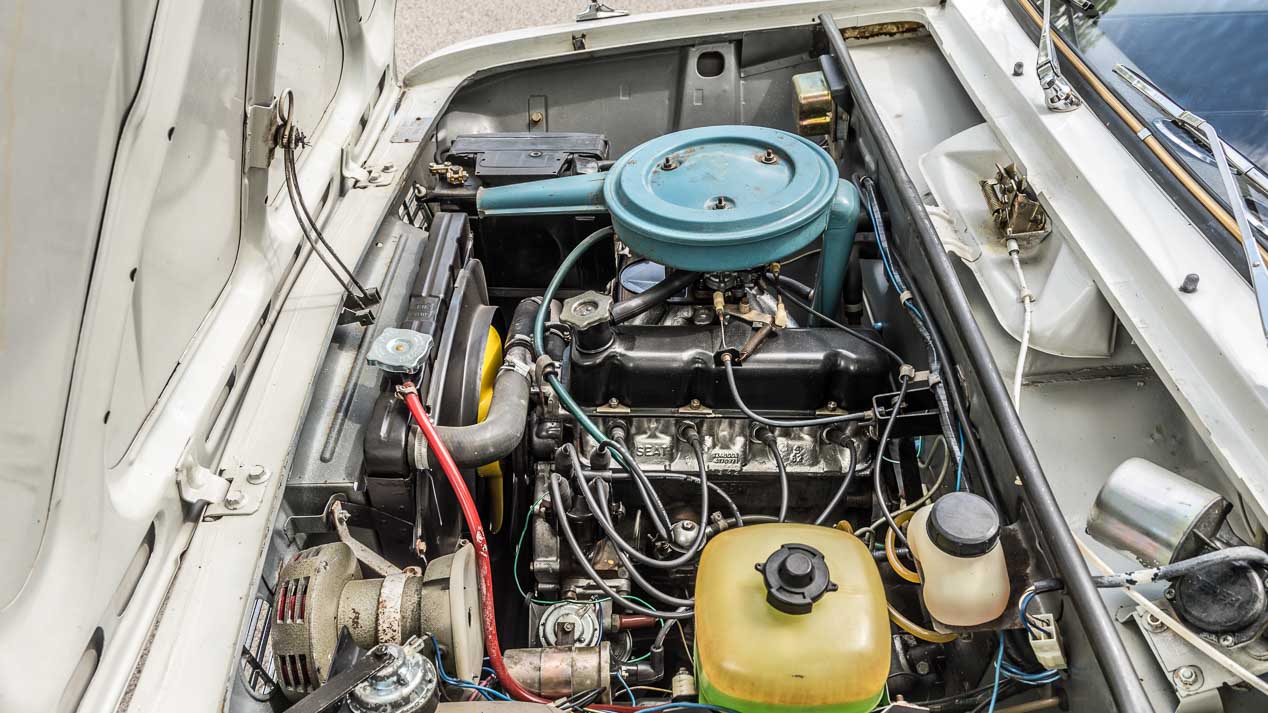 Seat 124 Ambulancia: probamos un coche histórico