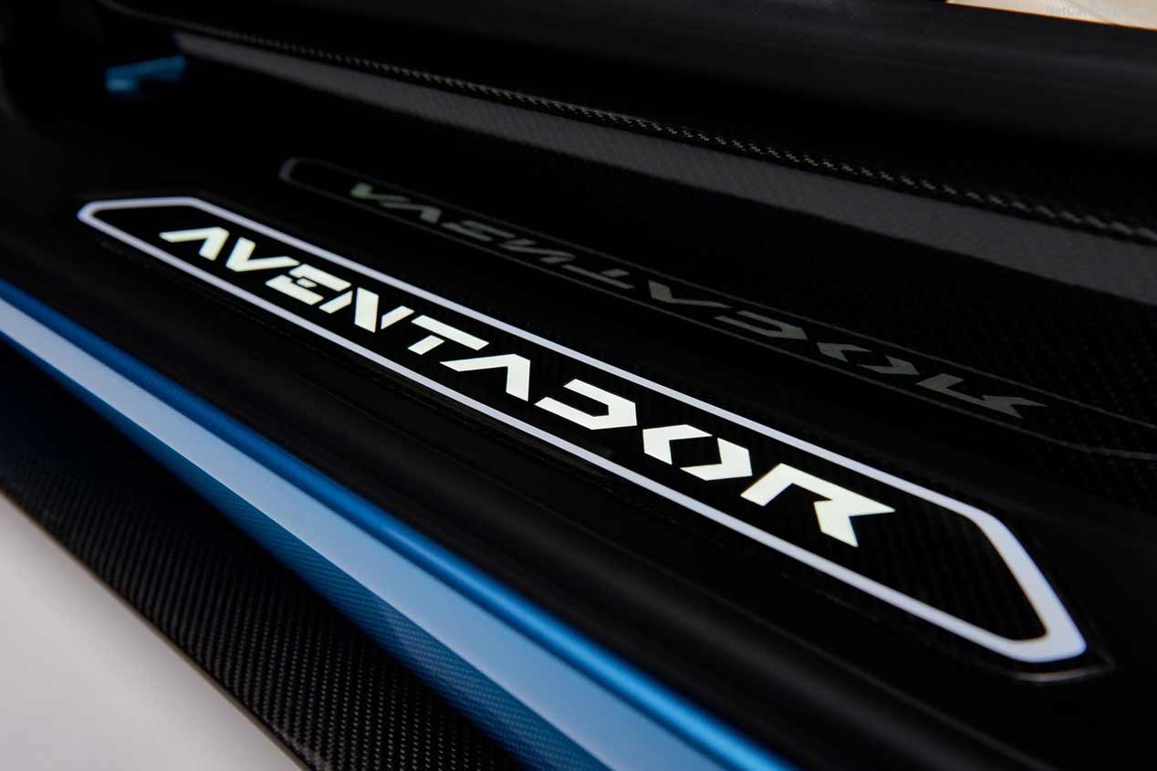 Lamborghini Aventador S Roadster, sus mejores imágenes