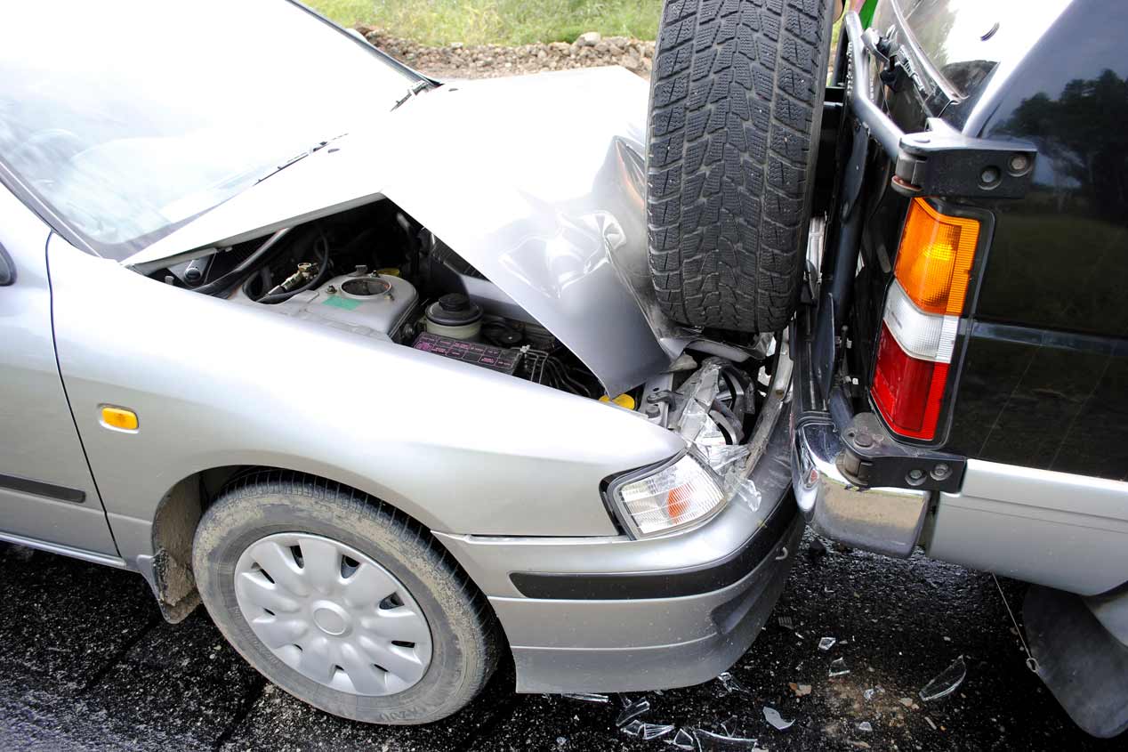 Mujeres frente a hombres conductores: ¿quiénes tienen menos accidentes?