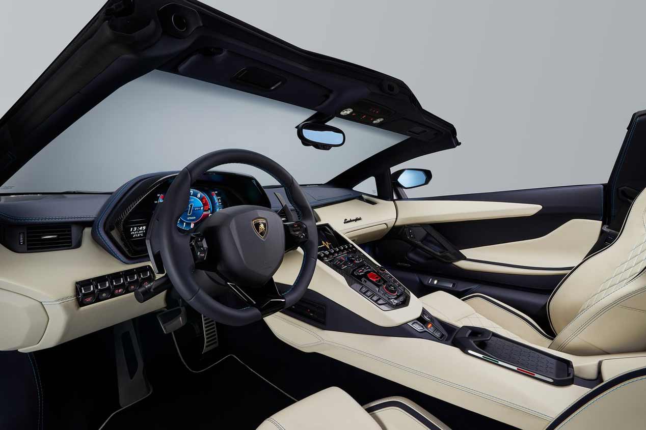 Lamborghini Aventador S Roadster, sus mejores imágenes