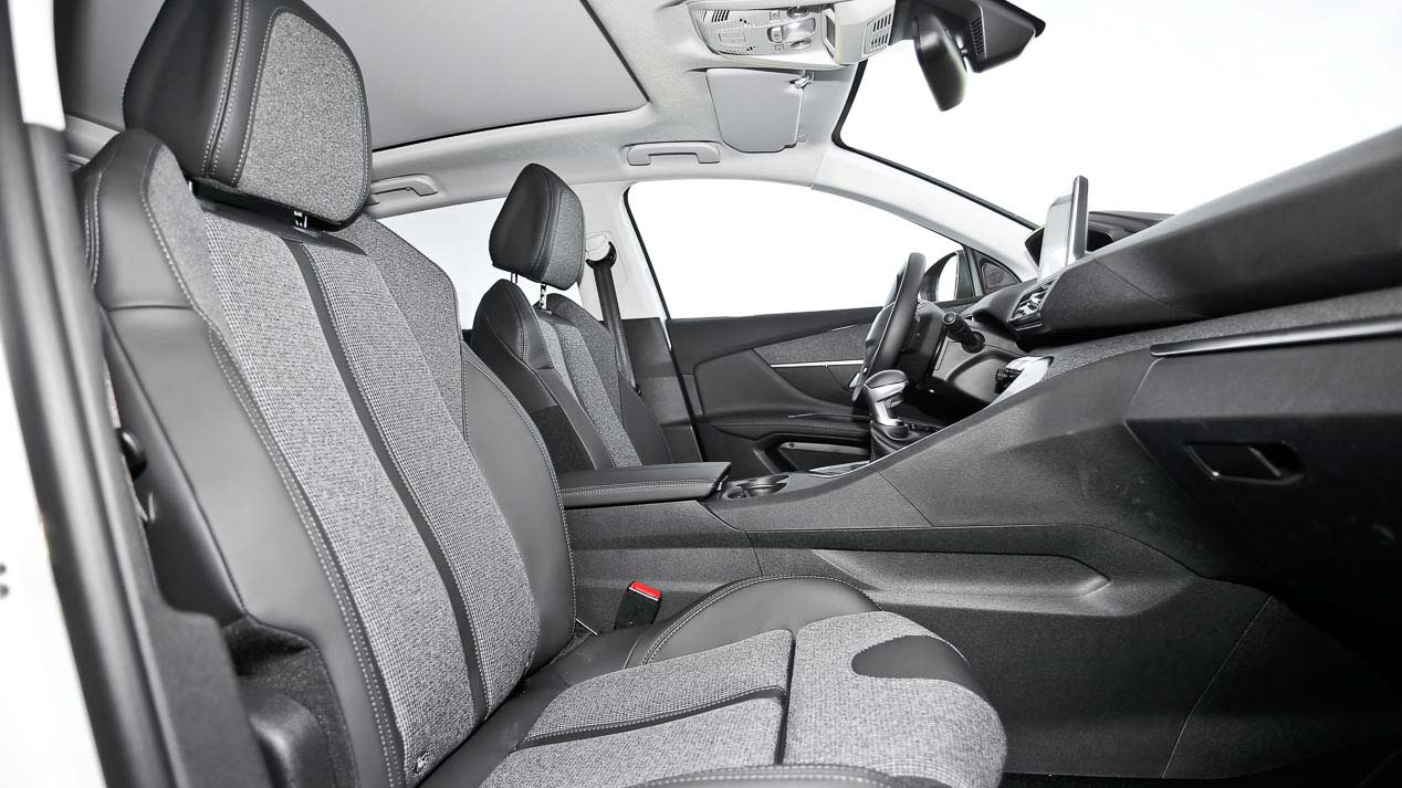 Duelo SUV: Nissan Qashqai 1.2 DIG-T X-TRONIC & Peugeot 3008 1.2 Puretech