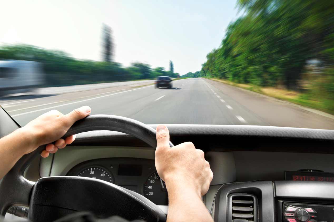 Mujeres frente a hombres conductores: ¿quiénes tienen menos accidentes?