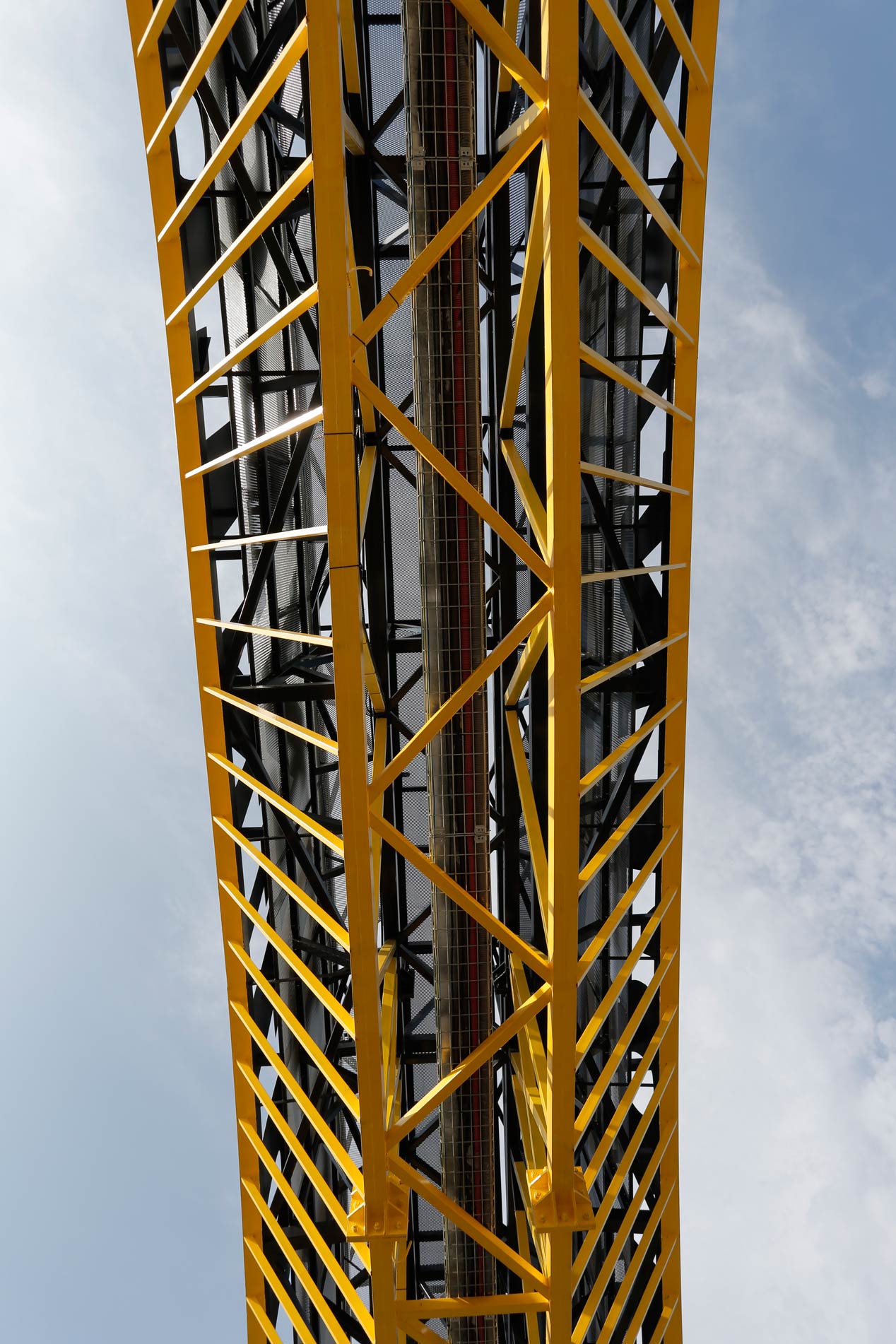 Así luce el nuevo puente Dunlop del Circuito del Jarama