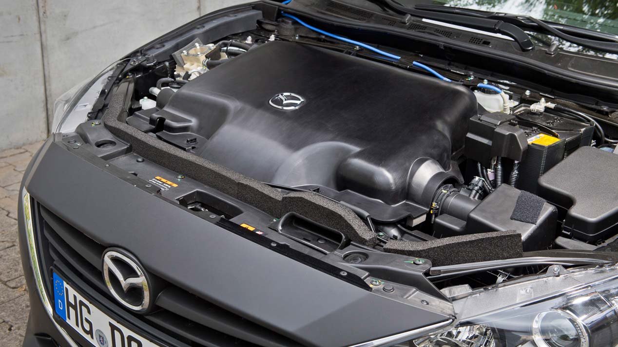 Skyactiv-X conducimos el motor de gasolina que funciona como un Diesel