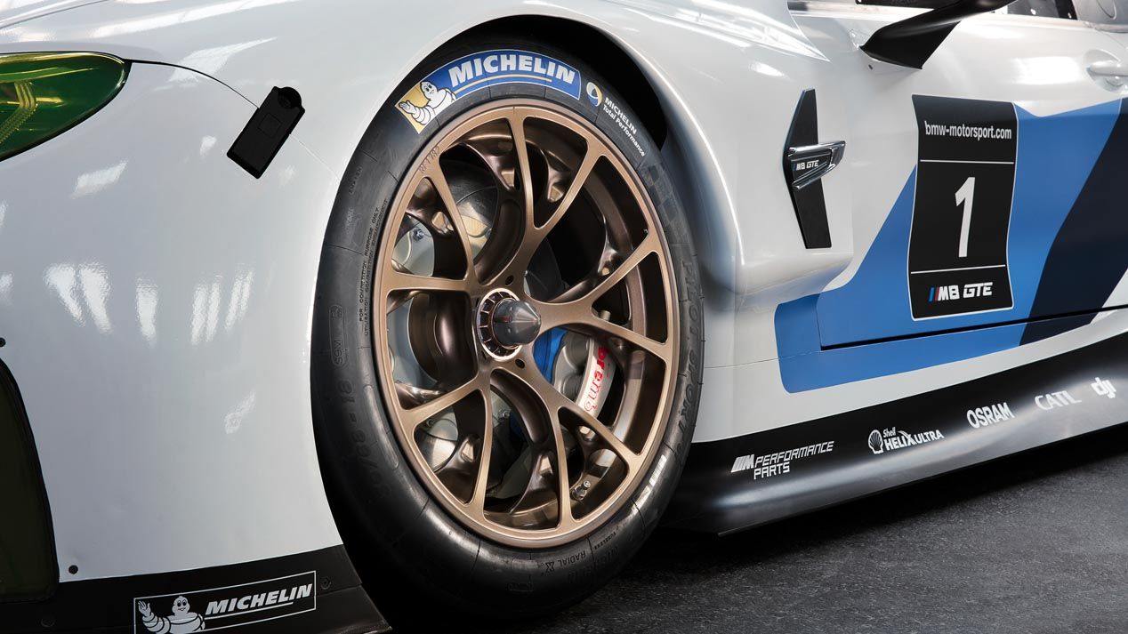 Jaguar I-Pace eTrophy y BMW M8 GTE: kilovatios y caballos