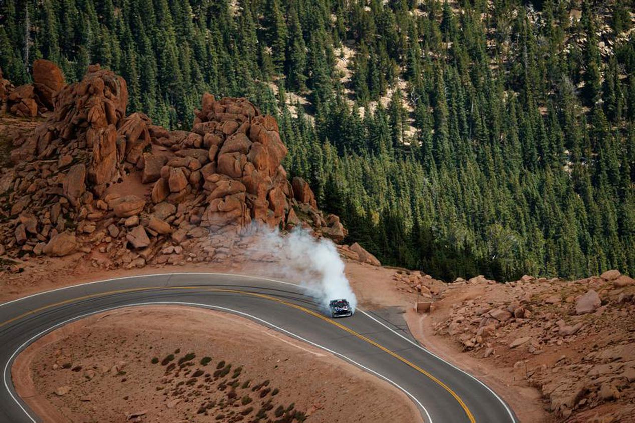 Ken Block y su última "Climbkhana" en Pikes Peak. ¡Espectacular!