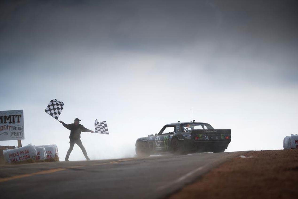 Ken Block y su última "Climbkhana" en Pikes Peak. ¡Espectacular!