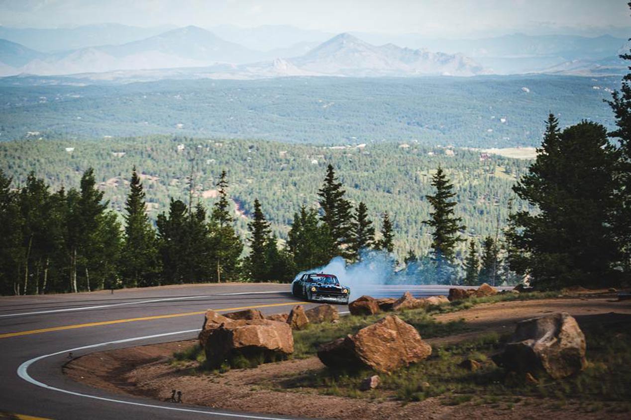 Ken Block y su última "Climbkhana" en Pikes Peak. ¡Espectacular!