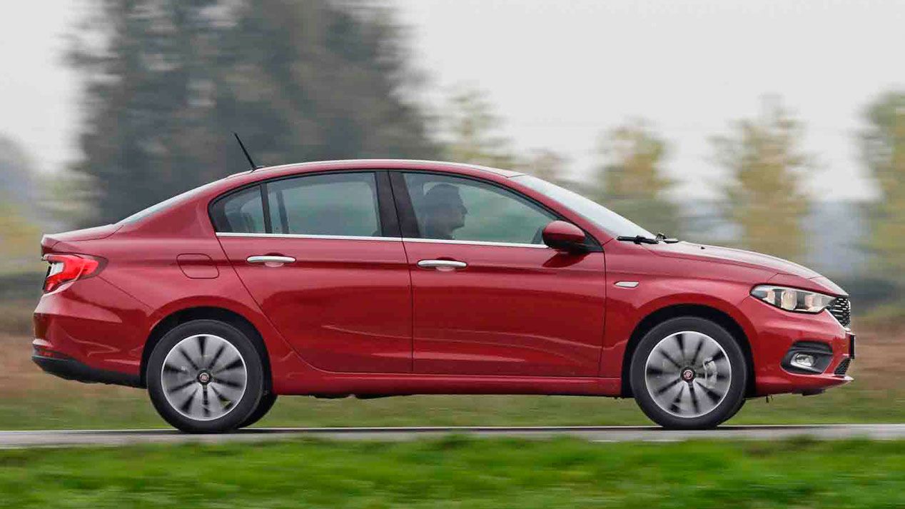 Los coches más vendidos por países son...