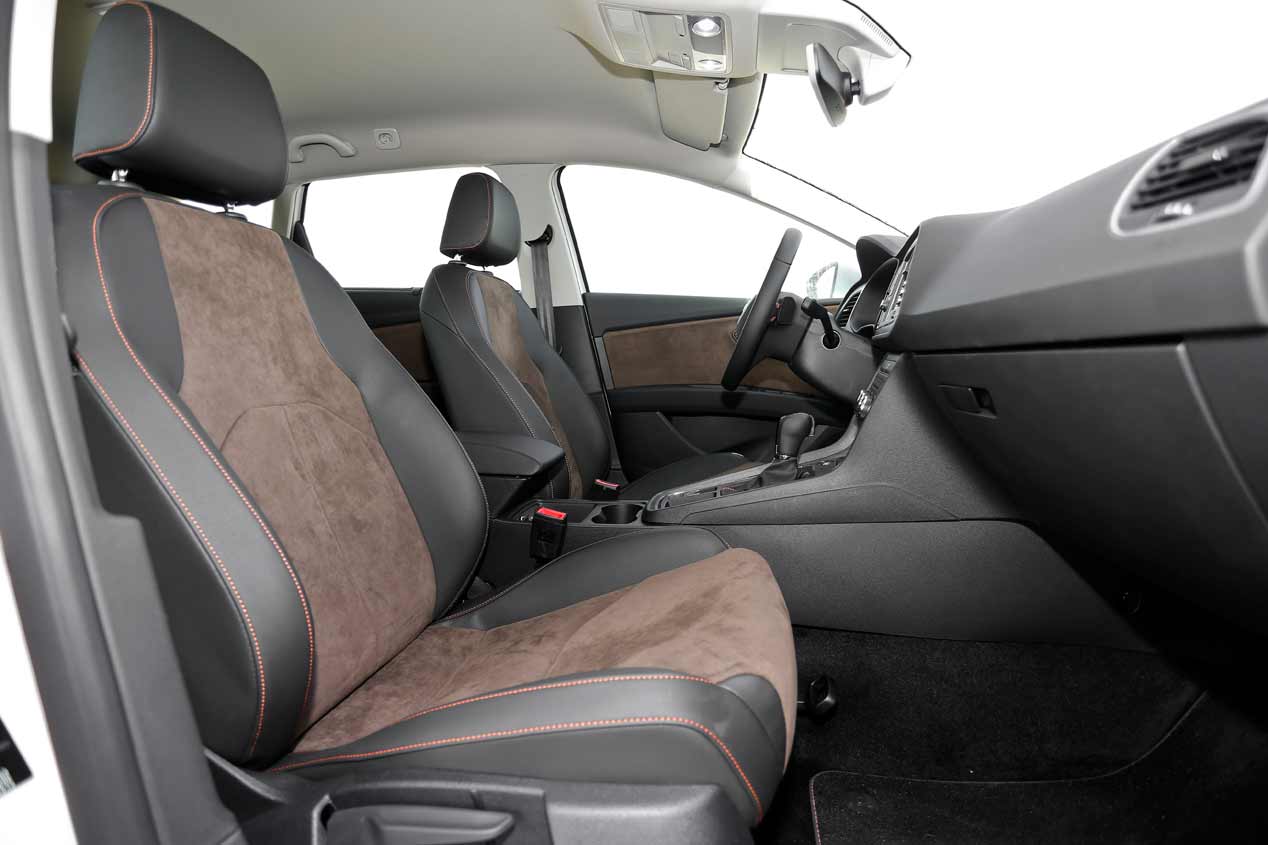 Peugeot 3008 BlueHDI 180 vs Seat León X-Perience TDI 184