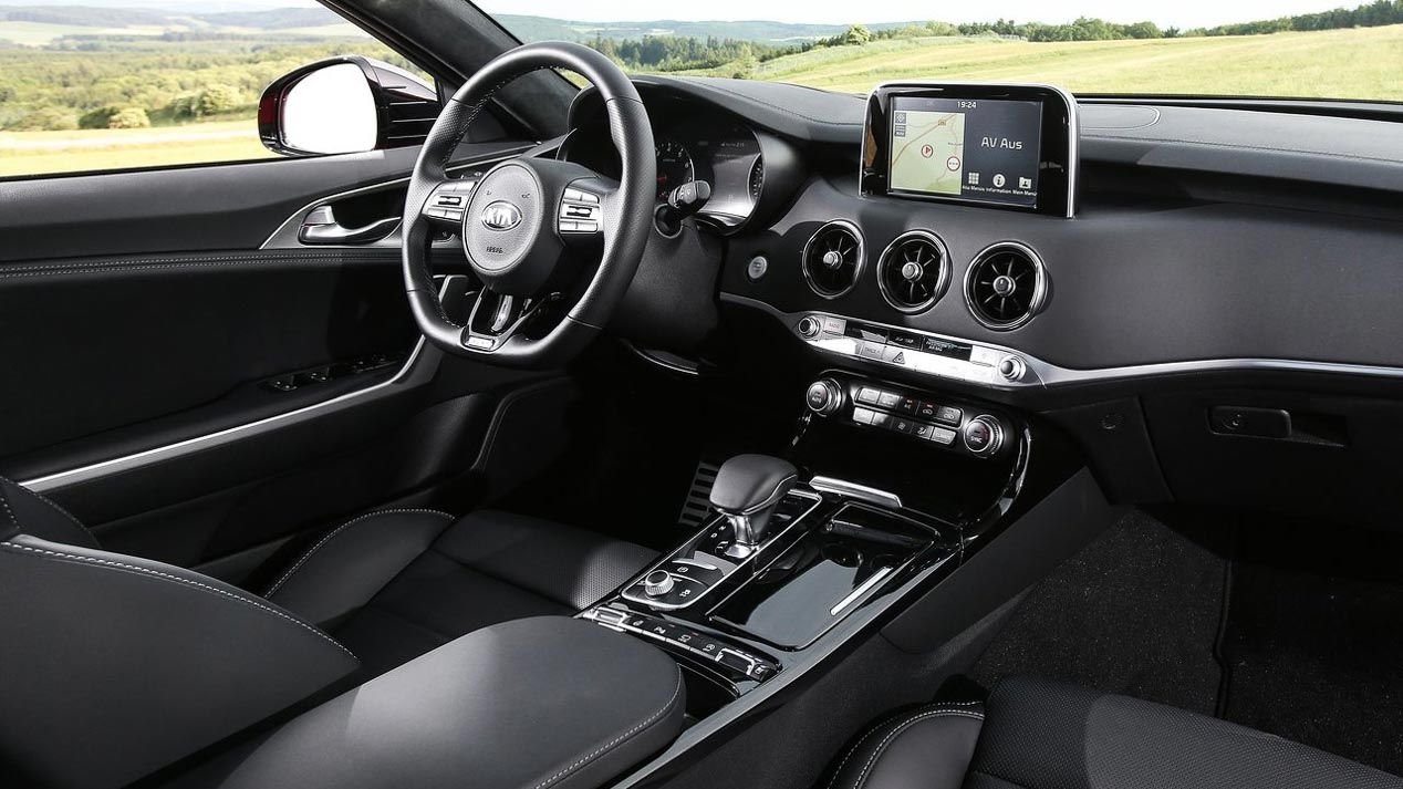 Kia Stinger: todas las fotos de la berlina de moda
