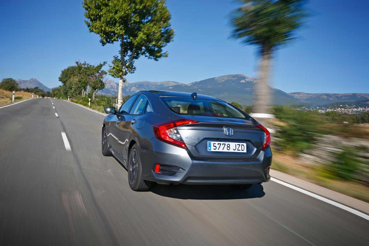 Probamos el Honda Civic Sedán 1.5 VTEC Turbo de 182 CV