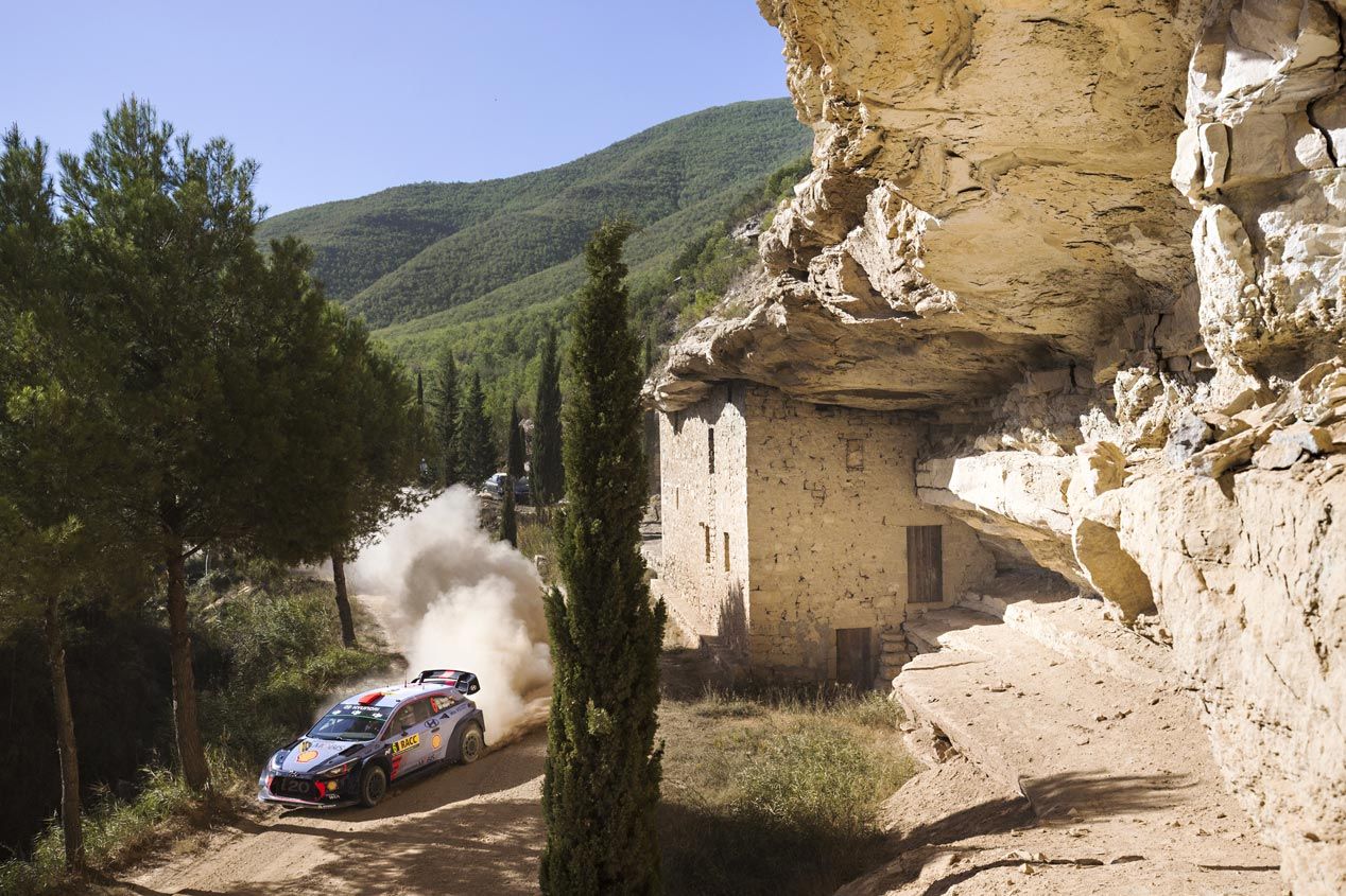 Rally de España 2017: Meeke arrasa en Cataluña