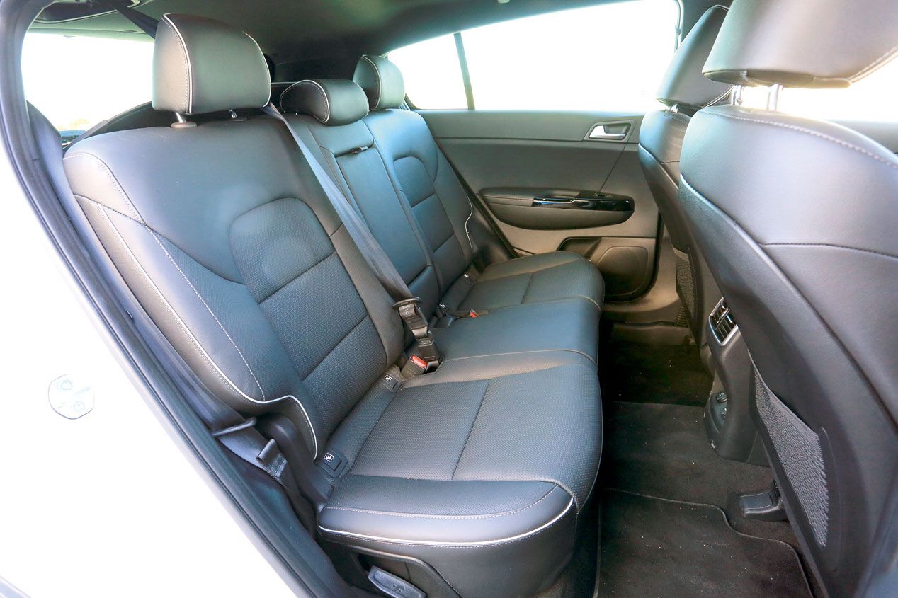 Seat Ateca TDI, Nissan Qashqai dCi y Kia Sportage CRDi