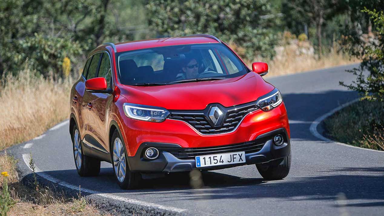 Nissan Qashqai vs X-Trail, Peugeot 3008 vs 5008 y Renault Kadjar vs Koelos: ¿enemigos SUV en casa?