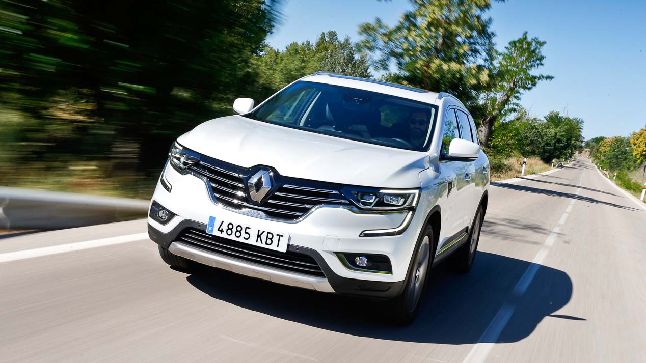 Nissan Qashqai vs X-Trail, Peugeot 3008 vs 5008 y Renault Kadjar vs Koelos: ¿enemigos SUV en casa?