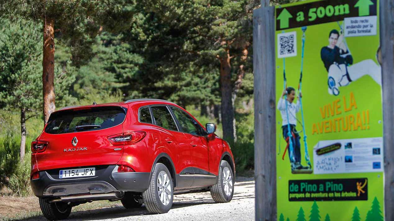 Nissan Qashqai vs X-Trail, Peugeot 3008 vs 5008 y Renault Kadjar vs Koelos: ¿enemigos SUV en casa?