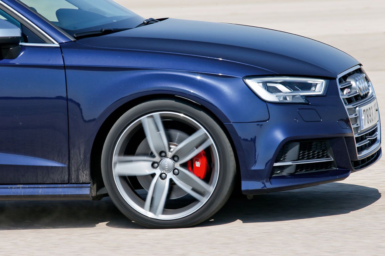 Duelo deportivo: Audi S3 Sportback vs BMW M140i