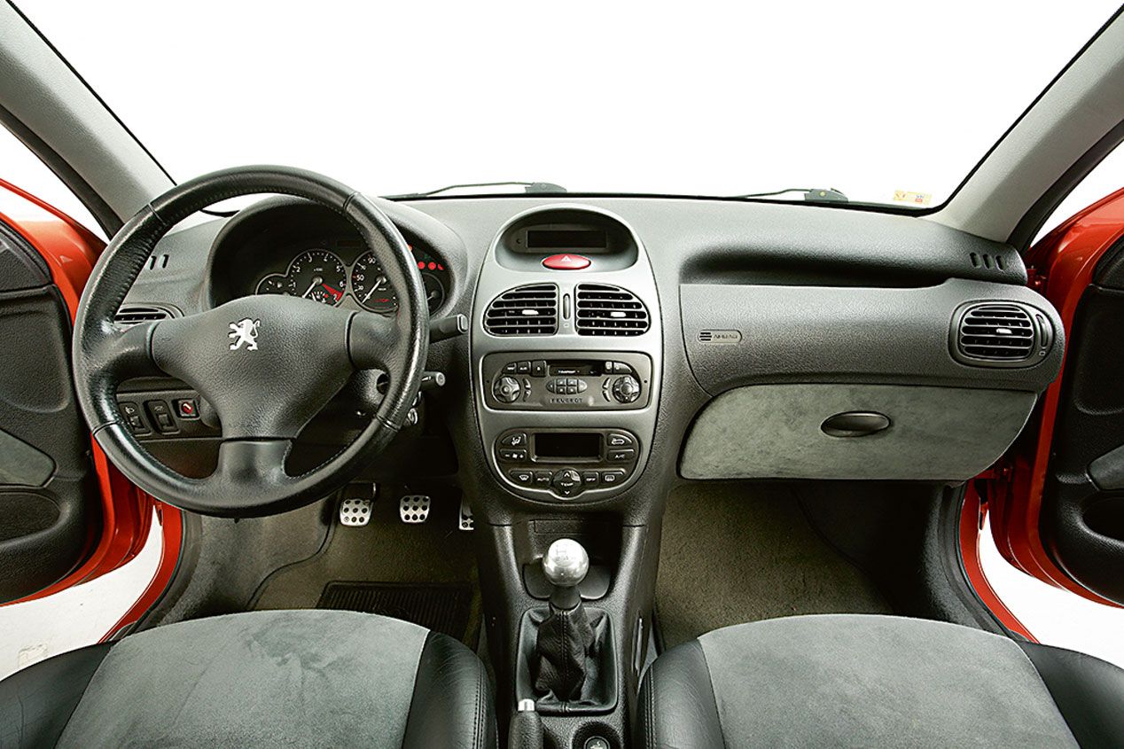 El Peugeot 206 GTi: las fotos del pequeño deportivo