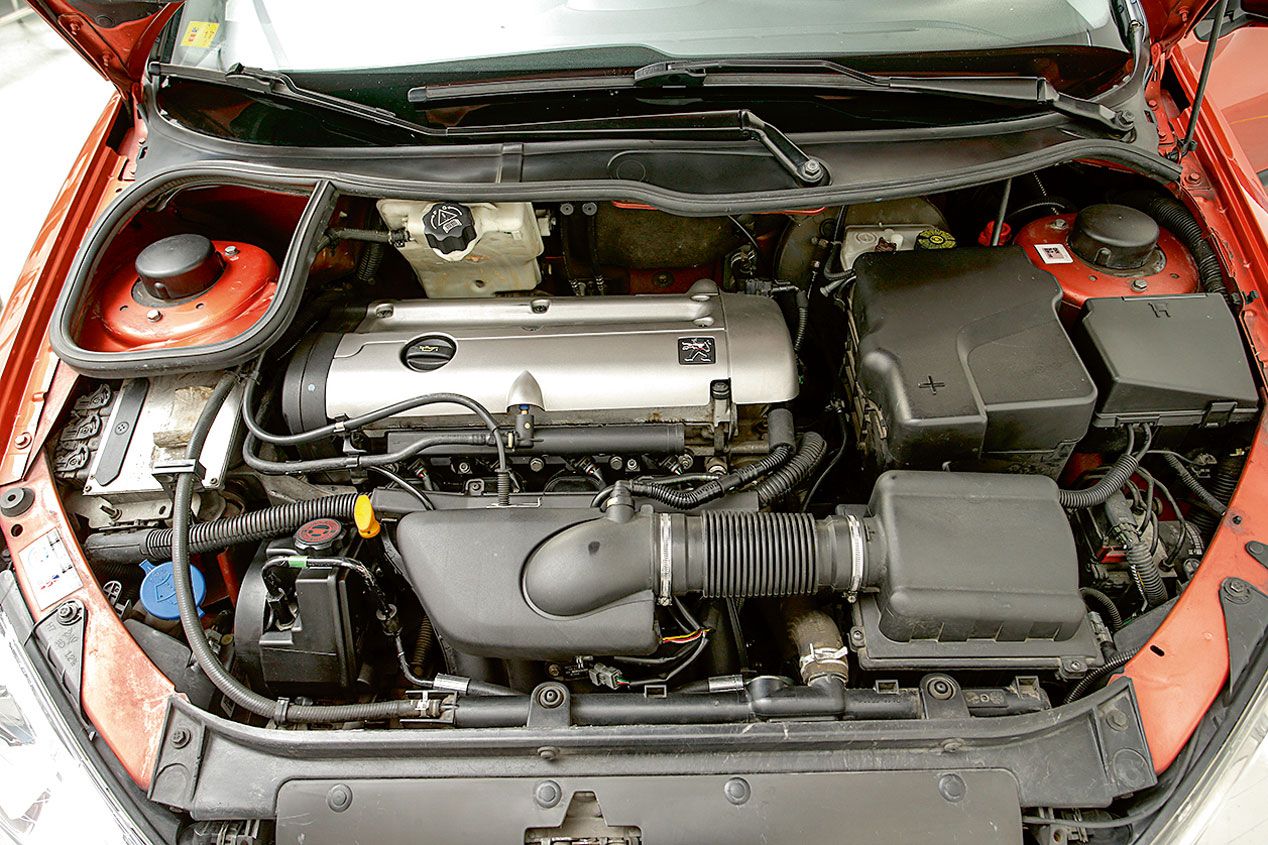 El Peugeot 206 GTi: las fotos del pequeño deportivo