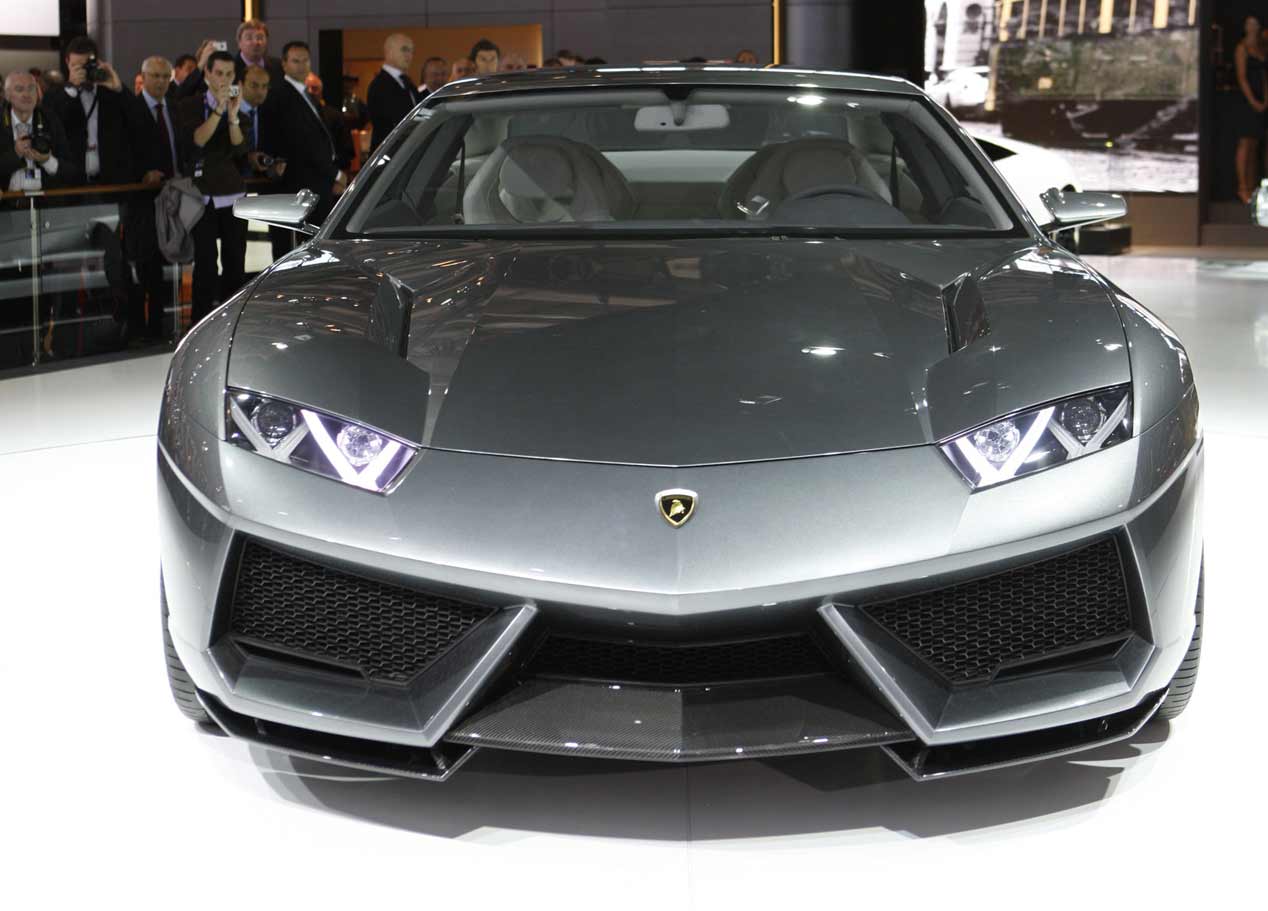 Lamborghini tendrá un 4 puertas inspirado en el Estoque