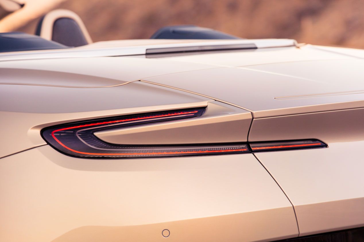 Aston Martin DB11 Volante: las fotos del nuevo descapotable